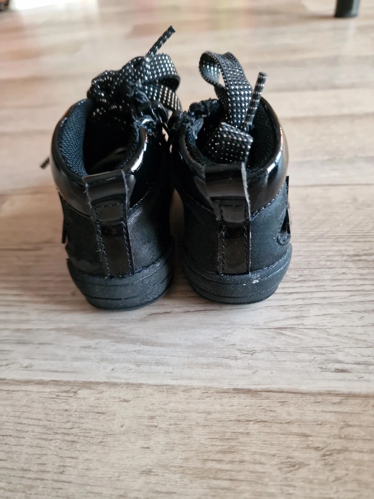 Petites chaussures vernies papillons – photo 6